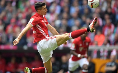 9博热评-他能收敛脾气吗